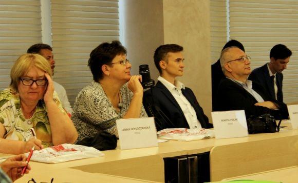 Польська делегація приїхала знайомитися з туристичними місцями Вінничини на сайті 20minut.ua Польська делегація приїхала знайомитися з туристичними місцями Вінничини, фото №1 на сайті 20minut.ua