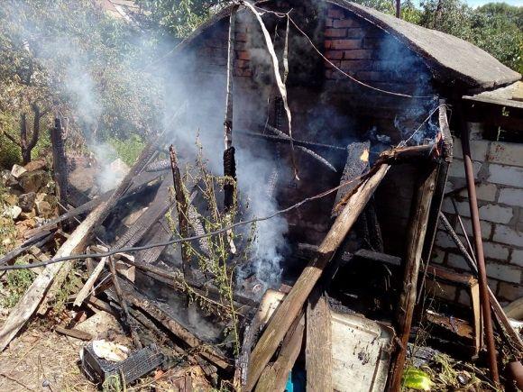 Минулої доби на Вінниччині згоріла суха трава, сіно, мопед та велосипед на сайті 20minut.ua Минулої доби на Вінниччині згоріла суха трава, сіно, мопед та велосипед, фото №2 на сайті 20minut.ua