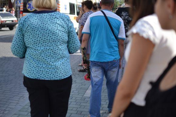 До Кам’янця привезли тіло Ростислава Доброшинського на сайті 20minut.ua До Кам’янця привезли тіло Ростислава Доброшинського, фото №1 на сайті 20minut.ua