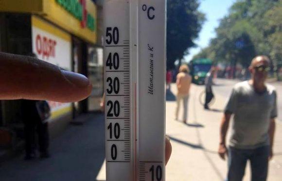 Пекло в громадському транспорті: як хмельничани «варяться» при +40 на сайті vsim.ua Пекло в громадському транспорті: як хмельничани «варяться» при +40, фото №1 на сайті vsim.ua