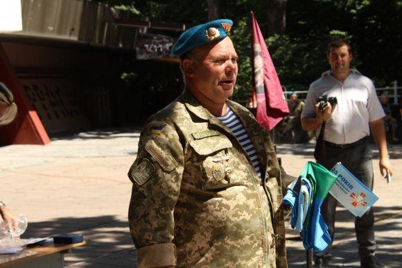 Військові святкують 25-річчя десантних військ України в Центральному парку, фото №12 на сайті 20minut.ua