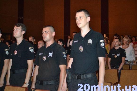 Фото дня: як у Кам’янці відзначають День поліції, фото №1 на сайті 20minut.ua