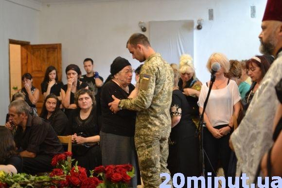 Кам’янець попрощався із Ростиславом Доброшинським, фото №2 на сайті 20minut.ua