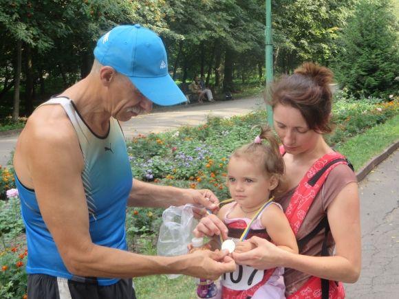 Новини Хмельницького - фото з У парку Чекмана медики і молоді матусі бігали за здорових дітей У парку Чекмана медики і молоді матусі бігали за здорових дітей, фото №11 на сайті vsim.ua