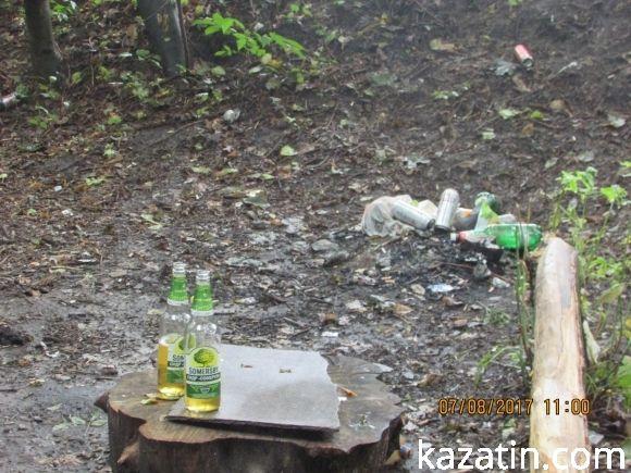 Посадка по Білоцерківській перетворилась на міське сміттєзвалище, фото №5 на сайті 20minut.ua