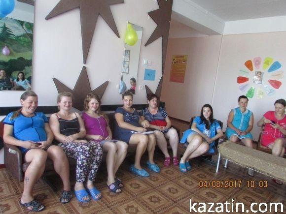 Лікарі вчили майбутніх та нових мам, фото №4 на сайті 20minut.ua