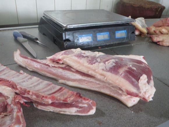 На хмельницьких ринках дорожчає м’ясо і падають ціни на овочі на сайті vsim.ua На хмельницьких ринках дорожчає м’ясо і падають ціни на овочі, фото №1 на сайті vsim.ua