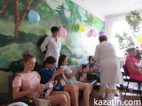 Лікарі вчили майбутніх та нових мам, фото №8 на сайті 20minut.ua