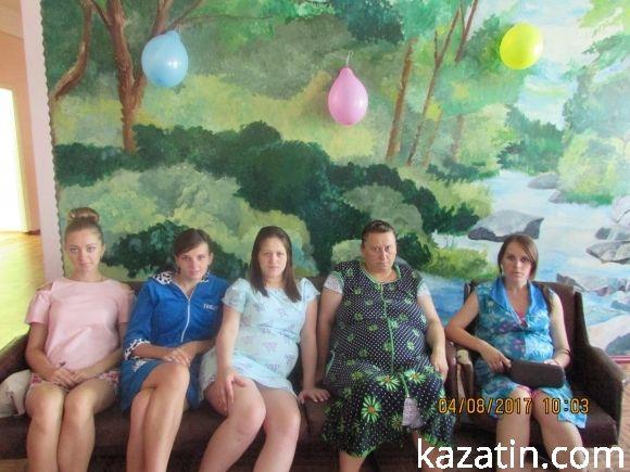 Лікарі вчили майбутніх та нових мам, фото №3 на сайті 20minut.ua