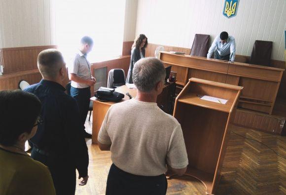 Новини Вінниці - фото з Патрульного визнали винним у хабарництві. Як проходило розслідування (ІНФОГРАФІКА) Патрульного визнали винним у хабарництві. Як проходило розслідування (ІНФОГРАФІКА), фото №1 на сайті 20minut.ua