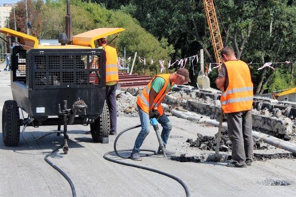 Київський міст обіцяють «здати» восени 2017 року. Але не повністю, фото №1 на сайті 20minut.ua