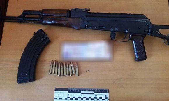 Комбайн в Оратівському районі обстріляло чотирнадцять чоловік, фото №1 на сайті 20minut.ua