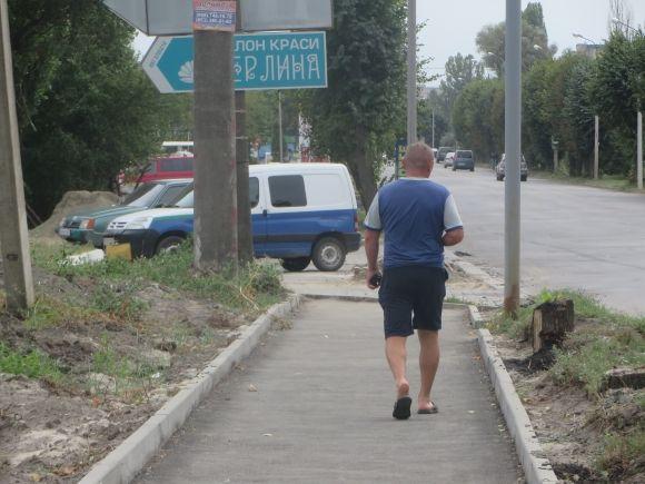Новини Хмельницького - фото з На Трудовій облаштовують нову зупинку громадського транспорту На Трудовій облаштовують нову зупинку громадського транспорту, фото №1 на сайті vsim.ua
