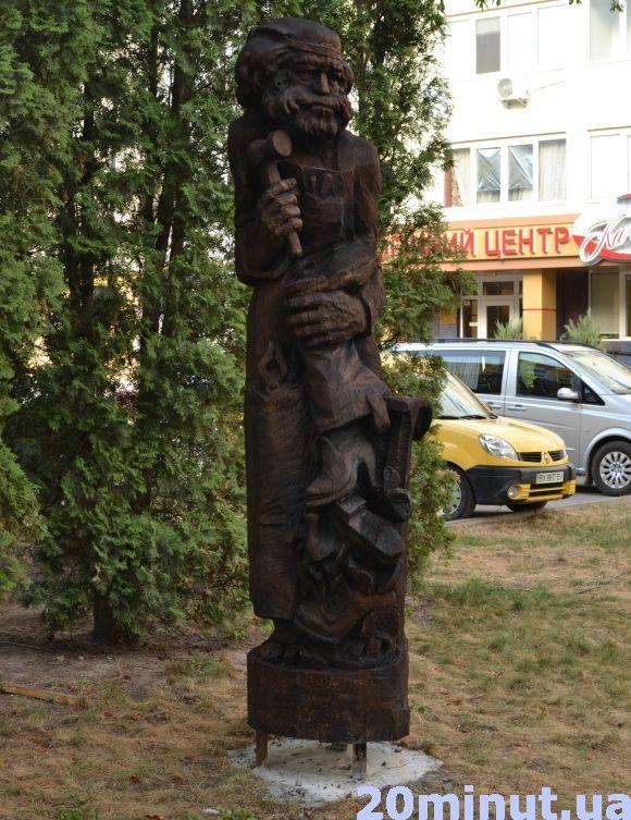 Фото дня: у Кам'янці відкрили сад скульптур, фото №5 на сайті 20minut.ua