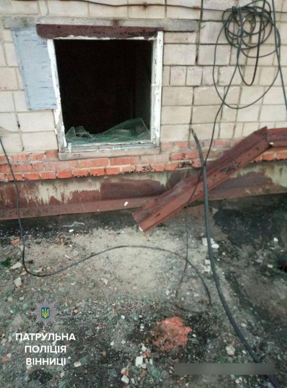 Молода і п'яна вінничанка заблукала у власному будинку, фото №2 на сайті 20minut.ua
