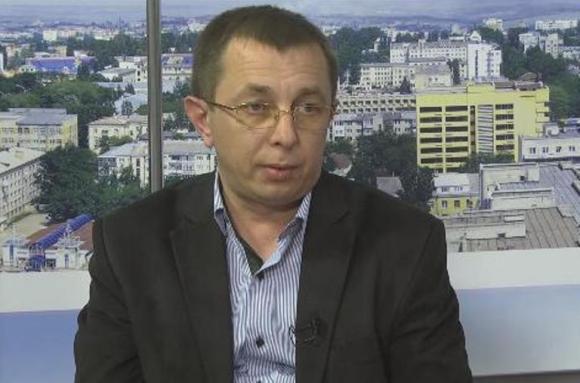 Двоє хмельничан застрягли і пролетіли вниз у ліфті на Проскурівського підпілля, фото №1 на сайті vsim.ua