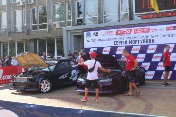 " Увімкнули музику, щоб не почути правди" - громада Сабарова штурмувала мерію на сайті 20minut.ua " Увімкнули музику, щоб не почути правди" - громада Сабарова штурмувала мерію, фото №3 на сайті 20minut.ua