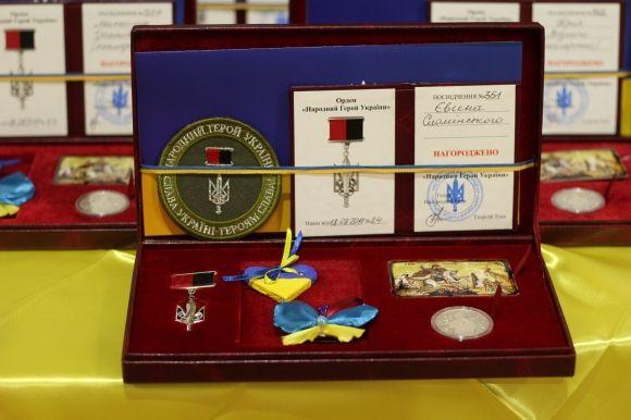 Лікар Ксю отримала орден «Народний Герой України» - «Скількох пацанів Танюха витягла на передовій!» на сайті 20minut.ua Лікар Ксю отримала орден «Народний Герой України» - «Скількох пацанів Танюха витягла на передовій!», фото №7 на сайті 20minut.ua