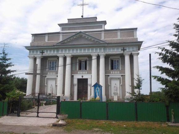 «Незнана Хмельниччина»: скандал із Глібовим і палац у Чорному Острові на сайті vsim.ua «Незнана Хмельниччина»: скандал із Глібовим і палац у Чорному Острові, фото №3 на сайті vsim.ua