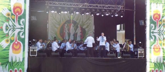 Медовий фестиваль у Хмельницькому:  чим зустрів перший день, фото №1 на сайті vsim.ua