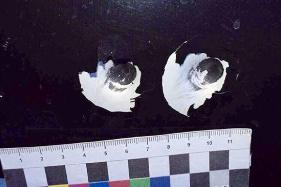 Чоловіки на BMW, Land Rover та Mitsubishi влаштували вночі у Вінниці перегони та стрілянину на сайті 20minut.ua Чоловіки на BMW, Land Rover та Mitsubishi влаштували вночі у Вінниці перегони та стрілянину, фото №2 на сайті 20minut.ua