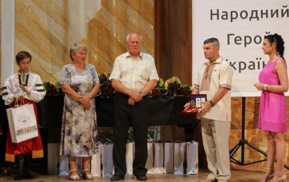 Лікар Ксю отримала орден «Народний Герой України» - «Скількох пацанів Танюха витягла на передовій!» на сайті 20minut.ua Лікар Ксю отримала орден «Народний Герой України» - «Скількох пацанів Танюха витягла на передовій!», фото №6 на сайті 20minut.ua