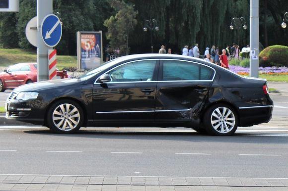 ДТП на Гагаріна: зіткнулися «Фольксваген» та маршрутка №23А на сайті 20minut.ua ДТП на Гагаріна: зіткнулися «Фольксваген» та маршрутка №23А, фото №1 на сайті 20minut.ua