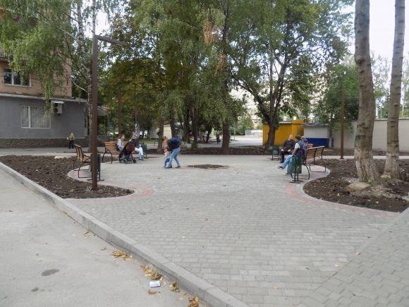 Міні-сквер у Гречанах обійшовся міському бюджету в 280 тисяч гривень на сайті vsim.ua Міні-сквер у Гречанах обійшовся міському бюджету в 280 тисяч гривень, фото №6 на сайті vsim.ua