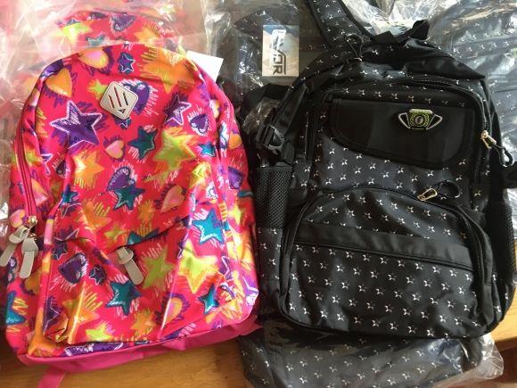 З новими зошитами, олівцями і портфелями  підуть до школи  206 маленьких школярів з багатодітних сімей, фото №4 на сайті vsim.ua