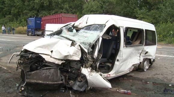 Смертельна потрійна ДТП біля Вінниці: загинули двоє пасажирів «Peugeot» на сайті 20minut.ua Смертельна потрійна ДТП біля Вінниці: загинули двоє пасажирів «Peugeot», фото №1 на сайті 20minut.ua