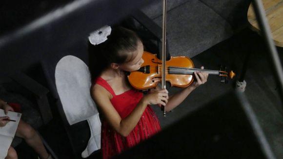 Картини і дизайнерські речі: житомирська художниця презентувала виставку своїх робіт. Фоторепортаж на сайті 20minut.ua Картини і дизайнерські речі: житомирська художниця презентувала виставку своїх робіт. Фоторепортаж, фото №1 на сайті 20minut.ua