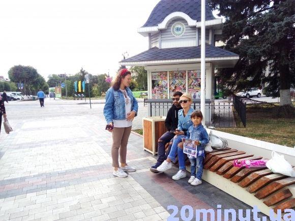 Встань із дивану - зроби щось: Кам’янець долучився до Всеукраїнської акції на сайті 20minut.ua Встань із дивану - зроби щось: Кам’янець долучився до Всеукраїнської акції, фото №1 на сайті 20minut.ua