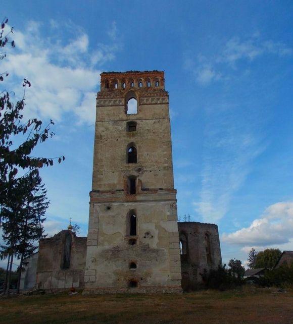 Подорож вихідного дня. Оборонна вежа монастиря та неприступний замок у Старокостянтинові, фото №6 на сайті vsim.ua