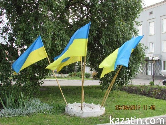 В Козятині знову дощить,  але базарне життя продовжується, фото №20 на сайті 20minut.ua