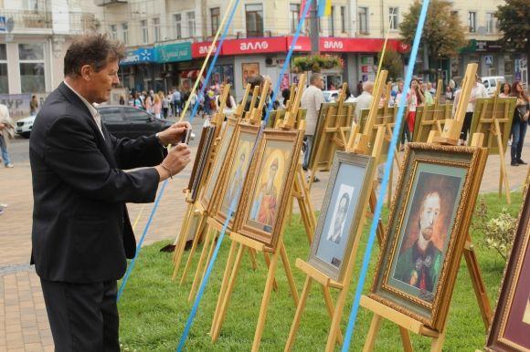 Заходи на Майдані Незалежності. "Селфімся" з соняхами та ліпимо глечики, фото №22 на сайті 20minut.ua