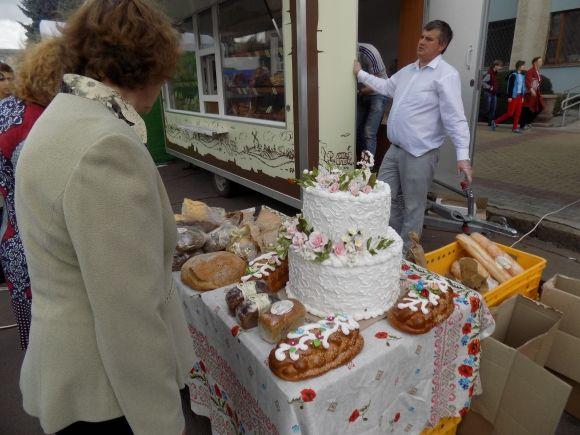 Чим і за скільки пригощали хмельничан у День Незалежності на сайті vsim.ua Чим і за скільки пригощали хмельничан у День Незалежності, фото №8 на сайті vsim.ua