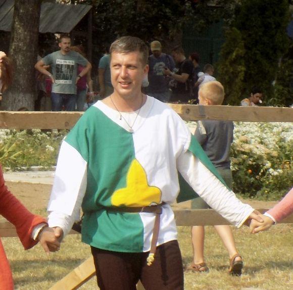 Британські та італійські: якими танцями дивують на “Старкон фесті” на сайті vsim.ua Британські та італійські: якими танцями дивують на “Старкон фесті”, фото №4 на сайті vsim.ua