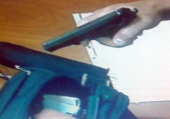 Розбійний напад у Хмельницькому: чоловік із пістолетом “обчистив” кредитну спілку на сайті vsim.ua Розбійний напад у Хмельницькому: чоловік із пістолетом “обчистив” кредитну спілку, фото №1 на сайті vsim.ua