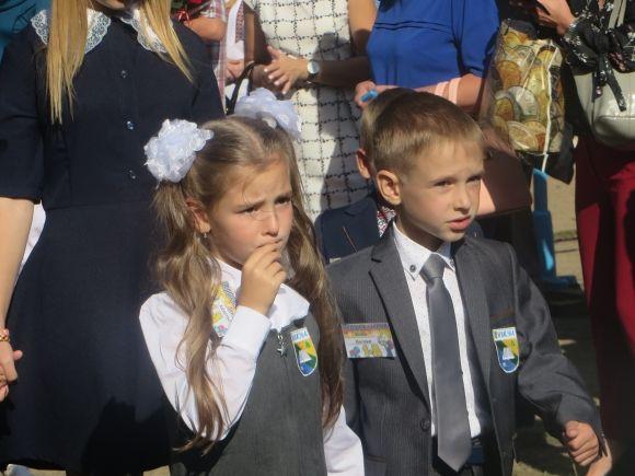 Радісні батьки і сонні першачки. Як почався навчальний рік для школярів, фото №3 на сайті vsim.ua