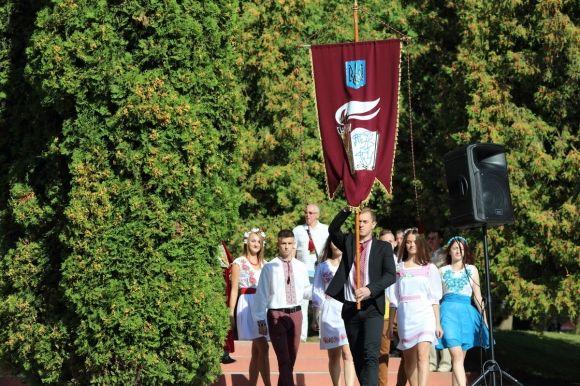 У медичному та педагогічному відбулася посвята у першокурсники на сайті 20minut.ua У медичному та педагогічному відбулася посвята у першокурсники, фото №3 на сайті 20minut.ua