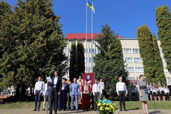 У медичному та педагогічному відбулася посвята у першокурсники на сайті 20minut.ua У медичному та педагогічному відбулася посвята у першокурсники, фото №4 на сайті 20minut.ua