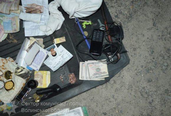 Три вінничанки на авто обчистили два будинки на Волині, фото №1 на сайті 20minut.ua