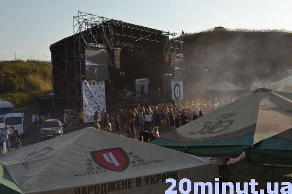 Як Кам’янець фестивалив у перший день “RespublicaFEST” на сайті 20minut.ua Як Кам’янець фестивалив у перший день “RespublicaFEST”, фото №9 на сайті 20minut.ua