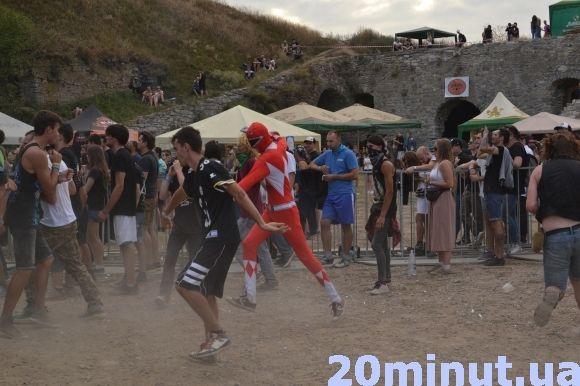 “RespublicaFEST” триває. Як Кам’янець відривався у другий день фесту на сайті 20minut.ua “RespublicaFEST” триває. Як Кам’янець відривався у другий день фесту, фото №11 на сайті 20minut.ua