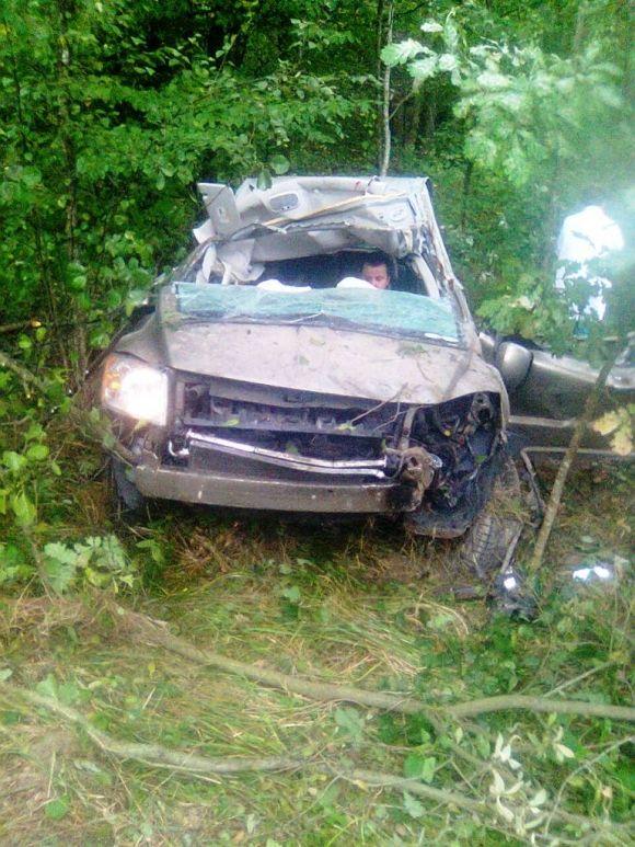 Рятувальники деблокували травмованого водія з понівеченого автомобіля, фото №1 на сайті 20minut.ua