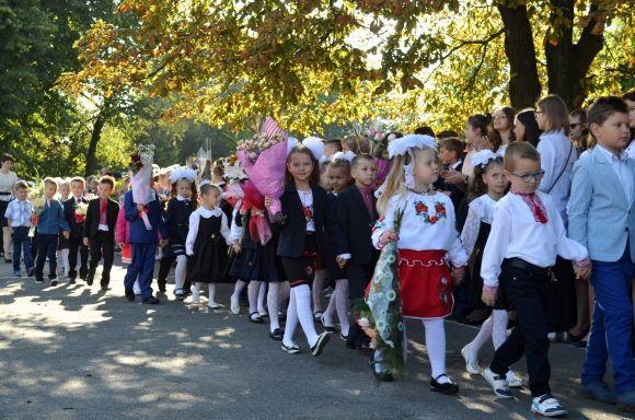 Свято 1-го вересня в Козятині (ОНОВЛЕНО) на сайті 20minut.ua Свято 1-го вересня в Козятині (ОНОВЛЕНО), фото №23 на сайті 20minut.ua