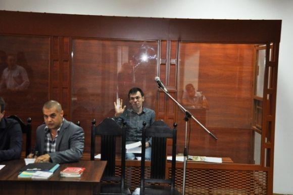 Журналист Руслан Коцаба после суда над Василием  Муравицким: «Хотите критиковать власть - готовьте тюремные чемоданчики», фото №1 на сайті 20minut.ua