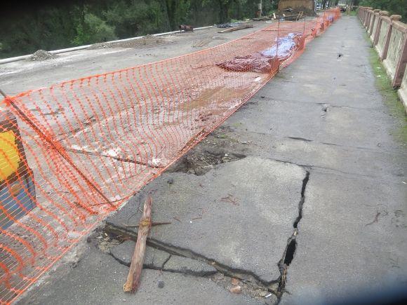 Місяць ремонту Старокостянтинівського мосту: що вже встигли зробити на сайті vsim.ua Місяць ремонту Старокостянтинівського мосту: що вже встигли зробити, фото №3 на сайті vsim.ua