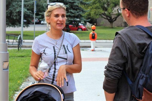 Помаранчеві «школярі»: потрібні на переходах чи ні?, фото №3 на сайті 20minut.ua