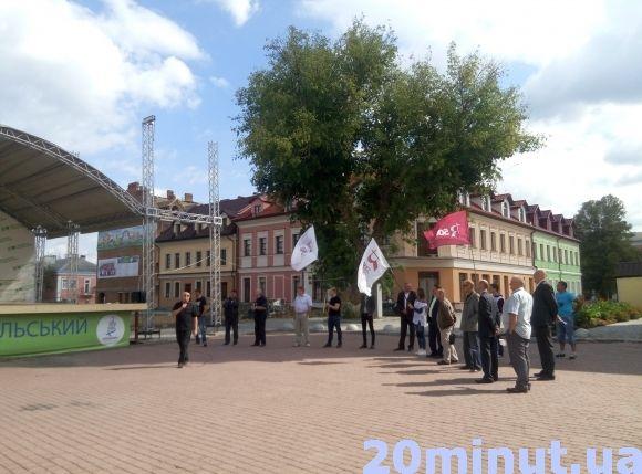 Всеукраїнський автопробіг до 500-річчя Реформації дістався Кам`янця, фото №3 на сайті 20minut.ua